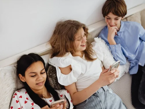 Yükselen Burç Nedir? Doğum Haritasındaki Yeri ve Etkisi